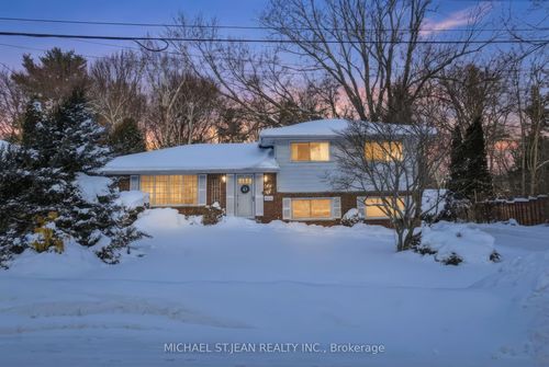 167 Falling Brook Dr, Ancaster, ON, L9G1E7 | Card Image