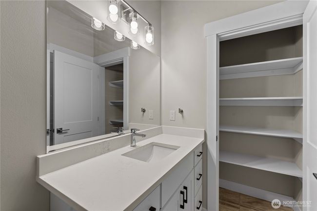 D2 - 1030 Finch Ln, Townhouse with 2 bedrooms, 3 bathrooms and 1 parking in Wenatchee WA | Image 23