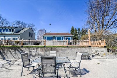 11361 Neff St, House other with 2 bedrooms, 2 bathrooms and 6 parking in Port Colborne ON | Image 3