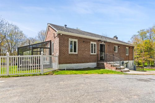 307 White Pond Rd, Stormville, NY, 12582-5726 | Card Image