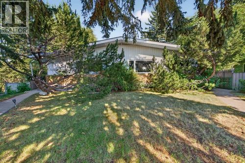14 Rosetree Crescent Nw, Home with 0 bedrooms, 0 bathrooms and 5 parking in Calgary AB | Card Image