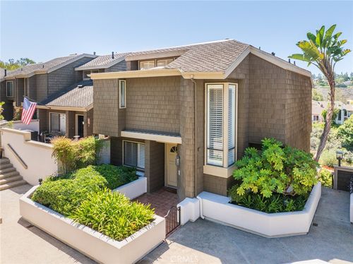 65 Sea Island Dr, Newport Beach, CA, 92660-5136 | Card Image