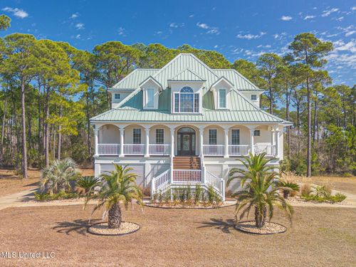 6100 Ascot Dr, Biloxi, MS, 39532-5755 | Card Image