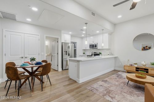 201-2020 E River Rd, Tucson, AZ, 85718-1543 | Card Image