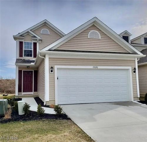 29090 Pembrooke Blvd, Olmsted Twp, OH, 44138-8104 | Card Image