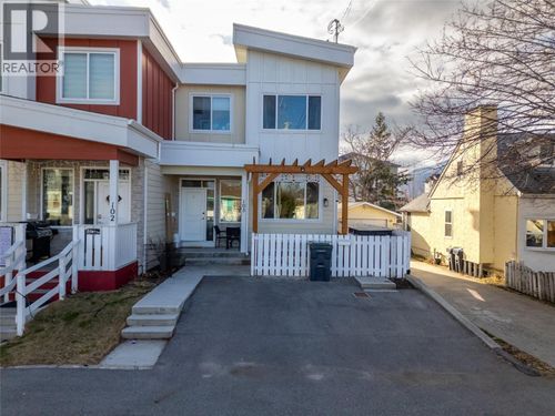 103-102 Cossar Ave, Penticton, BC, V2A2V4 | Card Image