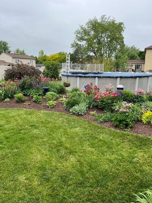 90 Rodenburg Road, Roselle, IL, 60172 | Card Image