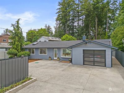 32440 Military Road S, House other with 3 bedrooms, 1 bathrooms and 1 parking in Federal Way WA | Image 1