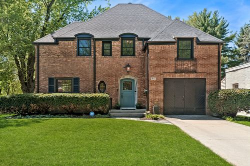 1400 Lincoln St, Evanston, IL, 60201-2337 | Card Image