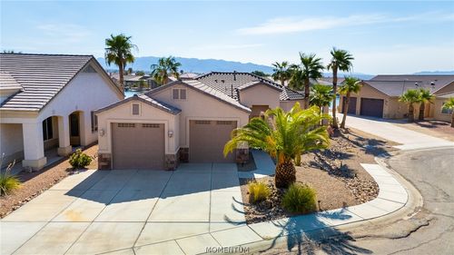 10715 S Blue Water Bay, Mohave Valley, AZ, 86440-9704 | Card Image