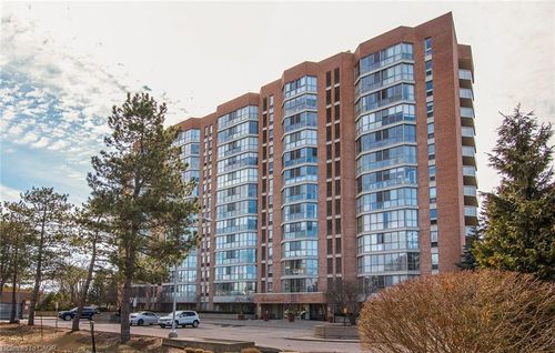 705-265 Westcourt Pl, Waterloo, ON, N2L6E4 | Card Image