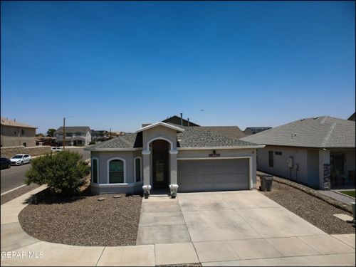 5949 Hidden Palms Dr, El Paso, TX, 79924-2240 | Card Image