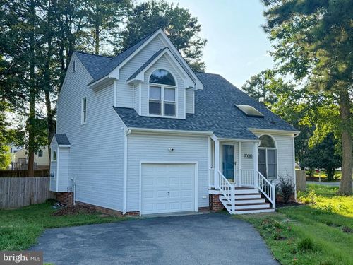 7000 Koufax Ct, North Chesterfield, VA, 23234-8212 | Card Image