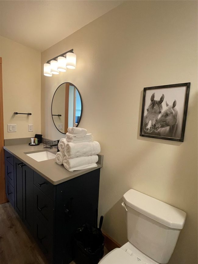South Shop Apartment Bathroom | Image 21