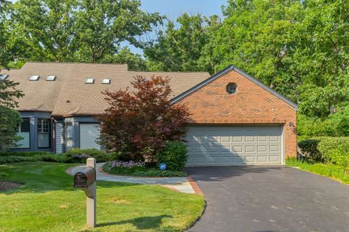 45 Warrington Dr, Lake Bluff, IL, 60044-1322 | Card Image