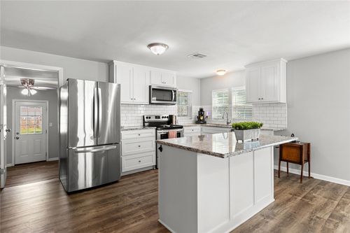 3701 N 21st Street, Waco, TX, 76708 | Card Image