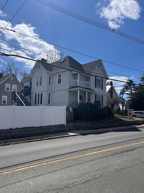 118 Temple St, Whitman, MA, 02382-1336 | Card Image