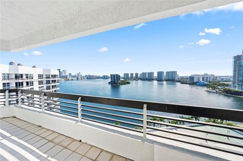 ph6-3600 Mystic Pointe Dr, AVENTURA, FL, 33180-2565 | Card Image