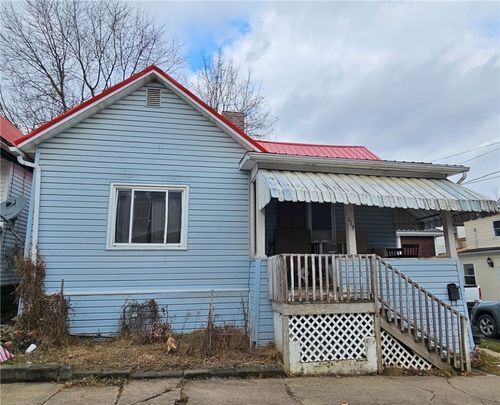 119 W Elm St, Waynesburg, PA, 15370-2111 | Card Image