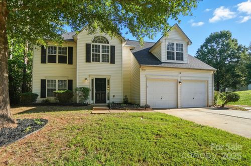 11121 Nolet Ct, Charlotte, NC, 28215-7393 | Card Image