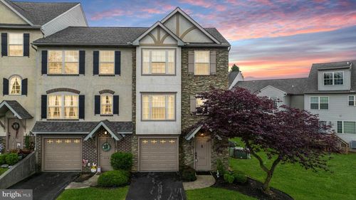 400-400 Carriage Ln, RED LION, PA, 17356-9149 | Card Image