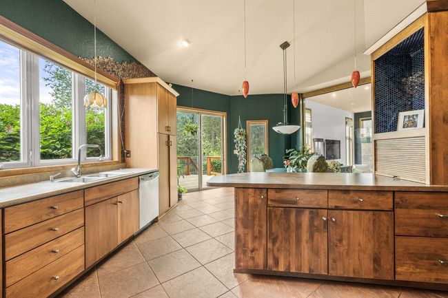 1022 Cortland Ln, House other with 4 bedrooms, 3 bathrooms and null parking in Stevens Point WI | Image 13