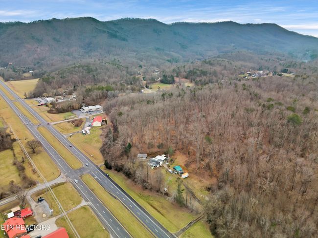 4532 E Lamar Alexander Pkwy, House other with 3 bedrooms, 2 bathrooms and null parking in Walland TN | Image 51