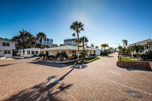 52a-6020 Midnight Pass Rd, SARASOTA, FL, 34242-3212 | Card Image