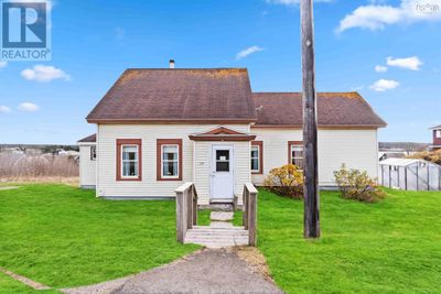 236 Highway 217, House other with 2 bedrooms, 1 bathrooms and null parking in Freeport NS | Image 2