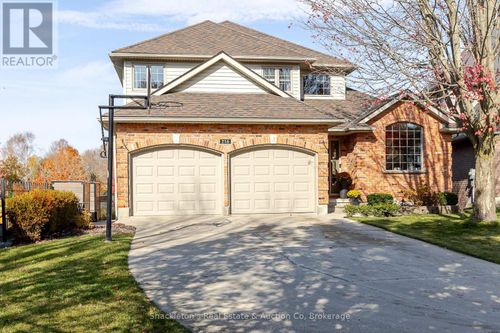216 Long Dr, Stratford, ON, N5A7Y7 | Card Image
