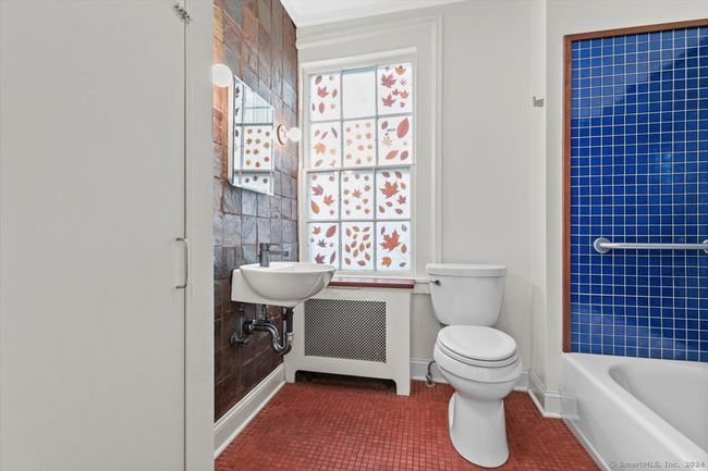 Full bath on first floor | Image 12