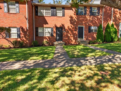 3627 Keystone Ct, Lexington, KY, 40517 | Card Image