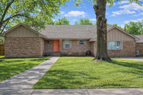 1115 W Canadian Ave, Vinita, OK, 74301-3420 | Card Image