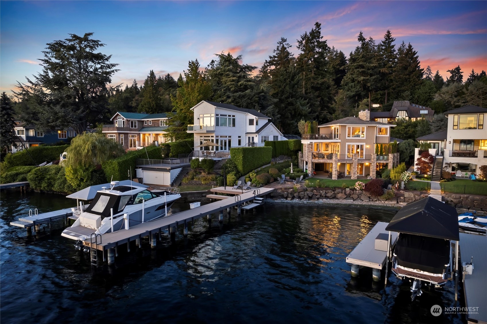 Champagne Point Rd, Kirkland, WA 98034