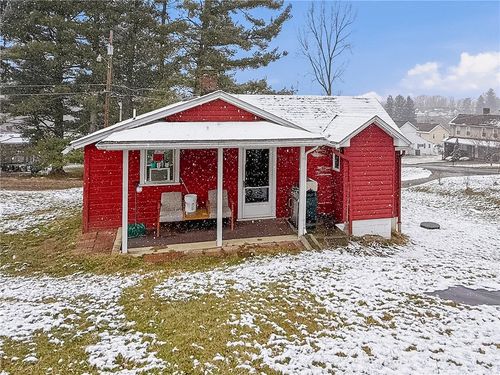 1513 Sycamore Ln, Mount Pleasant, PA, 15666-2668 | Card Image