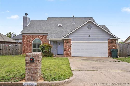 5117 S Spruce Dr, Sand Springs, OK, 74063-3349 | Card Image