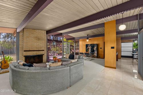 1623 Fordham Ave, Thousand Oaks, CA, 91360-2032 | Card Image