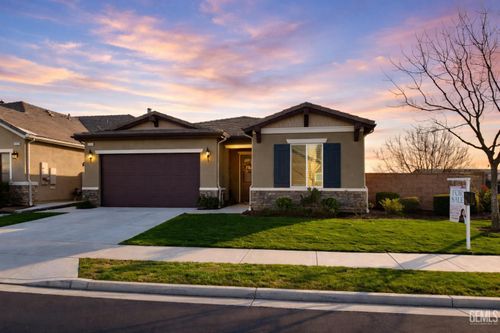 9903 Francois Ln, Bakersfield, CA, 93306-7587 | Card Image