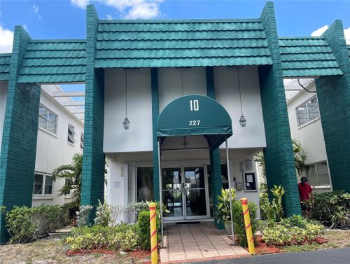 apt-215-2271 Nw 47th Ter, Lauderhill, FL, 33313-3569 | Card Image