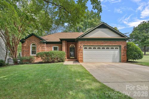 9413 Twin Trail Dr, Huntersville, NC, 28078-6804 | Card Image