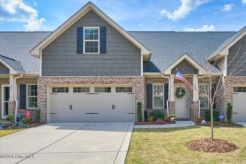 124 Lark Dr, West End, NC, 27376-9250 | Card Image