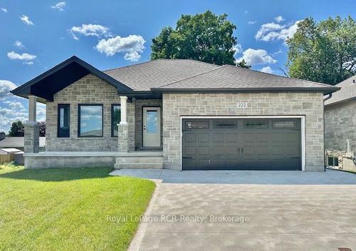 222 16th Avenue Cres, Hanover, ON, N4N | Card Image