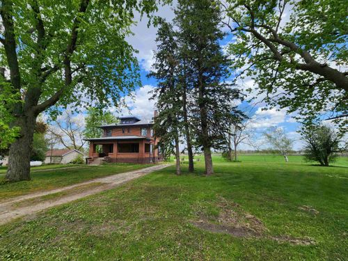 410 S 2nd St, Mallard, IA, 50562-7731 | Card Image