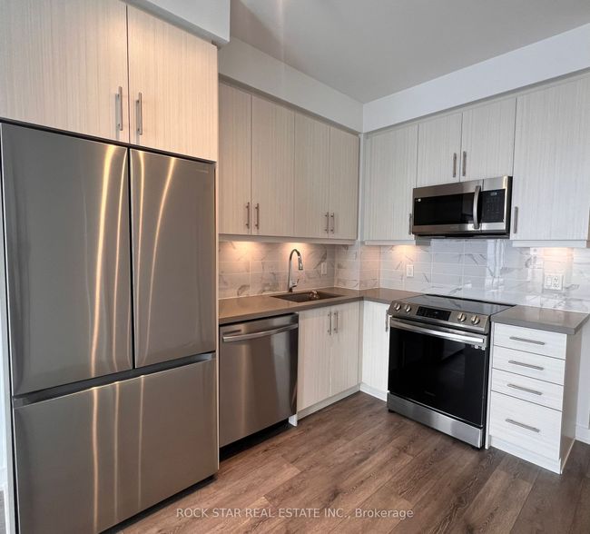 2902 - 105 Oneida Cres, Condo with 2 bedrooms, 2 bathrooms and null parking in Richmond Hill ON | Image 8