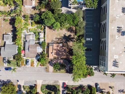 2420 Ne 7th Avenue, Wilton Manors, FL, 33305 | Card Image