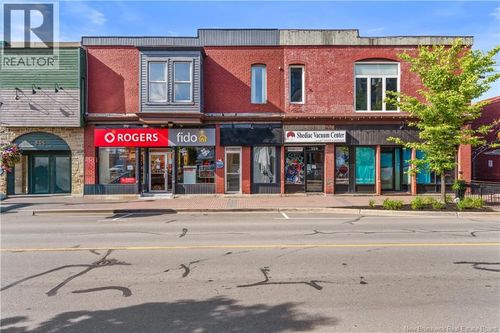 352 Main St, Shediac, NB, E4P2E8 | Card Image