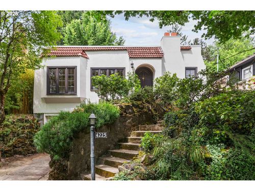 4225 Ne Davis St, Portland, OR, 97213 | Card Image