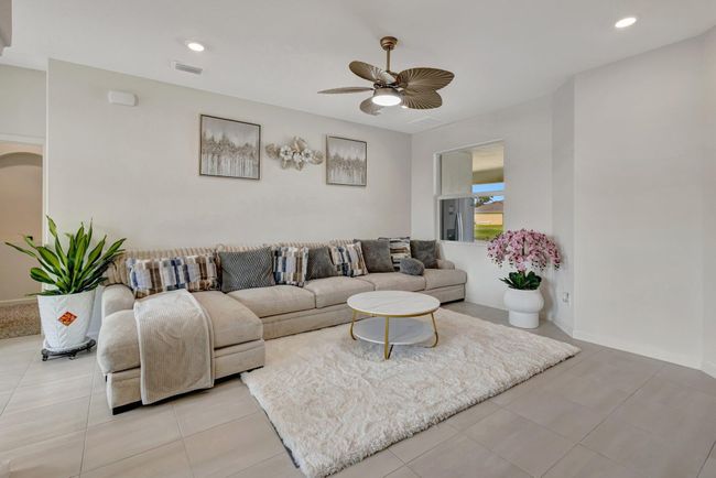 5280 2 Nd Mnr, House other with 5 bedrooms, 4 bathrooms and null parking in Vero Beach FL | Image 6