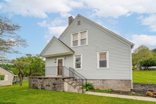 1417 Andmore St, Morgantown, WV, 26505-5301 | Card Image