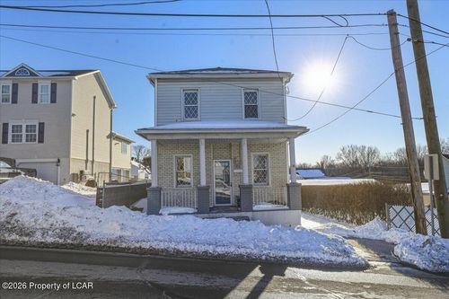 123 W Carey St, Plains, PA, 18705-1327 | Card Image